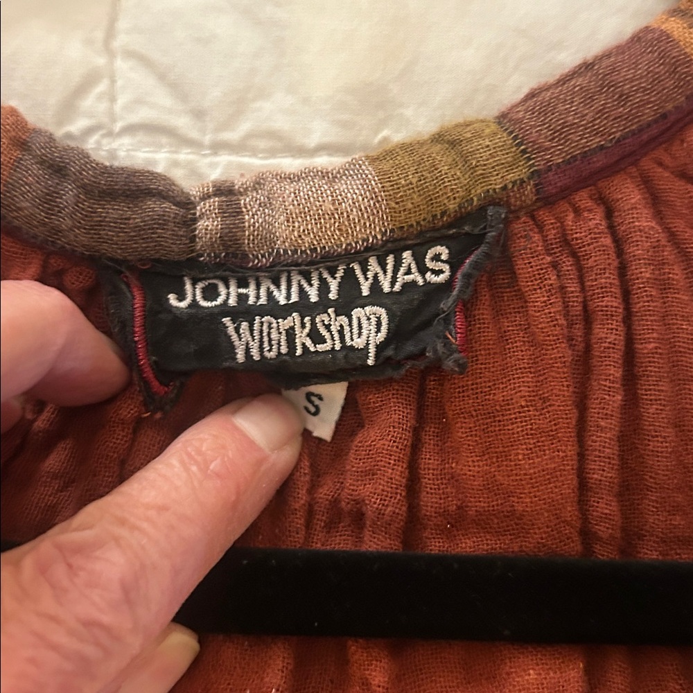 Johnny Was Embroidered Top - Picture 4 of 6